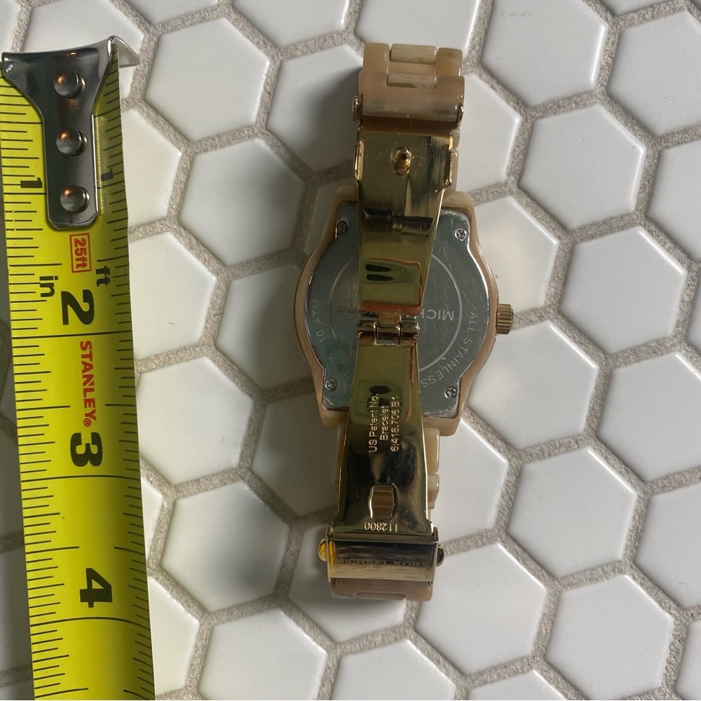 Michael Kors Jet Set Horn Watch MK5039 - Picture 5 of 7